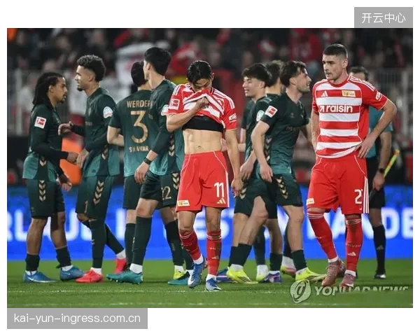 柏林联合赛季中段表现稳定,成功摆脱降级区并位居中游。 柏林联合赛季中段表现稳定,成功摆脱降级区并位居中游。